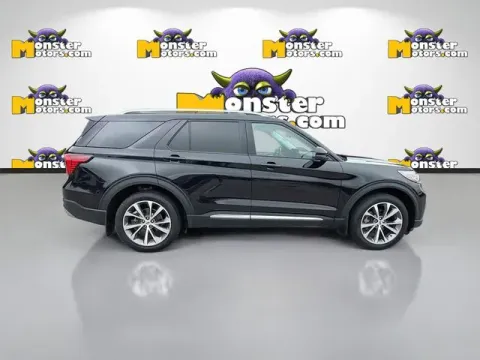 More photos of 2025 Ford Explorer Platinum at Monster Motors - Jackson, MI, MI
