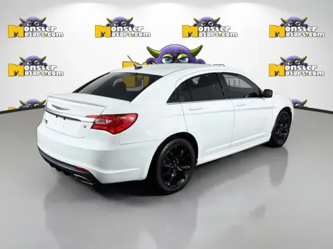 More photos of 2014 Chrysler 200 Limited at Monster Motors - Jackson, MI, MI