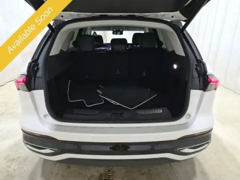 More photos of 2024 Lincoln Nautilus Reserve at Monster Motors - Jackson, MI, MI