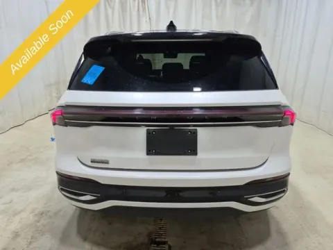 More photos of 2024 Lincoln Nautilus Reserve at Monster Motors - Jackson, MI, MI