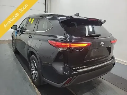 Another view of 2020 Toyota Highlander XLE for sale in Michigan Center, MI at Monster Motors - Jackson, MI