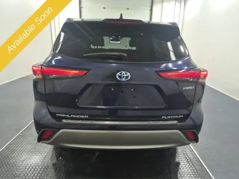 More photos of 2021 Toyota Highlander Hybrid Platinum at Monster Motors - Jackson, MI, MI