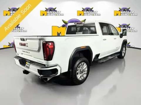 More photos of 2022 GMC Sierra 2500 HD Denali at Monster Motors - Jackson, MI, MI