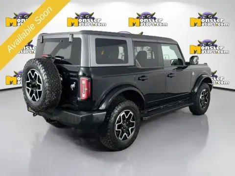 More photos of 2024 Ford Bronco Outer Banks at Monster Motors - Jackson, MI, MI