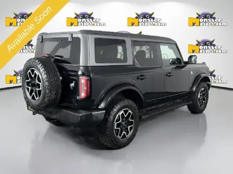 More photos of 2024 Ford Bronco Outer Banks at Monster Motors - Jackson, MI, MI