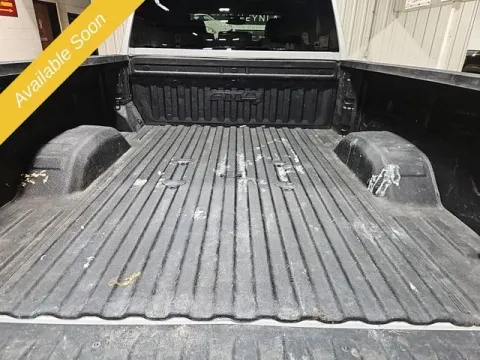 More photos of 2022 GMC Sierra 2500 HD AT4 at Monster Motors - Jackson, MI, MI