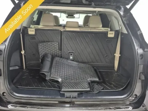 More photos of 2021 Toyota Highlander XLE at Monster Motors - Jackson, MI, MI