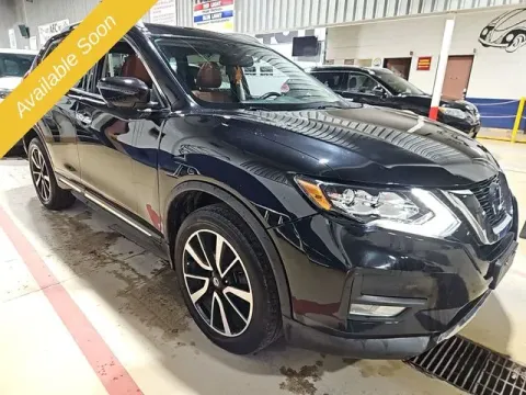 More photos of 2020 Nissan Rogue SL at Monster Motors - Jackson, MI, MI
