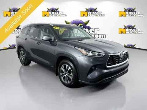 Another view of 2025 Toyota Highlander Hybrid XLE for sale in Michigan Center, MI at Monster Motors - Jackson, MI