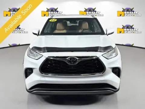 Photos of 2022 Toyota Highlander Platinum for sale in Michigan Center, MI at Monster Motors - Jackson, MI