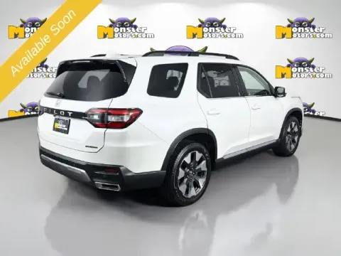 More photos of 2026 Honda Pilot Touring at Monster Motors - Jackson, MI, MI