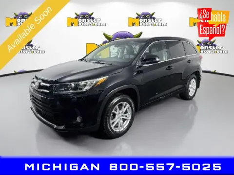 Black 2018 Toyota Highlander SE for sale in Michigan Center, MI