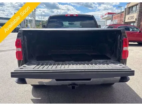More photos of 2018 GMC Sierra 1500 SLE at Monster Motors - Jackson, MI, MI