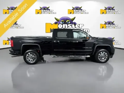 More photos of 2018 GMC Sierra 2500 HD Denali at Monster Motors - Jackson, MI, MI