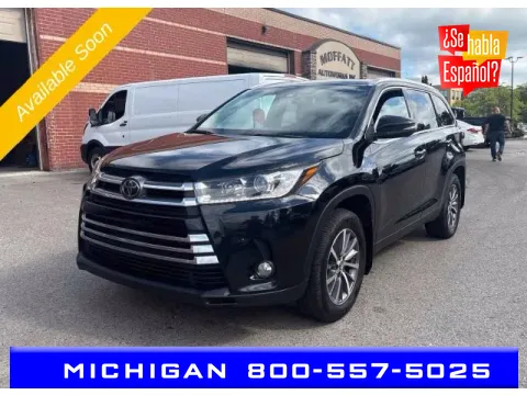 Black 2019 Toyota Highlander for sale in Michigan Center, MI