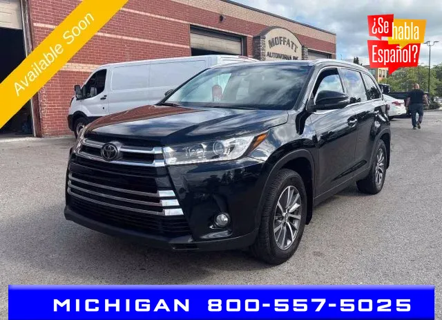 Black 2019 Toyota Highlander XLE for sale in Michigan Center, MI