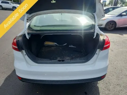 More photos of 2016 Ford Focus SE at Monster Motors - Jackson, MI, MI