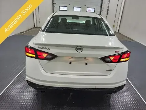 More photos of 2023 Nissan Altima 2.5 SR at Monster Motors - Jackson, MI, MI