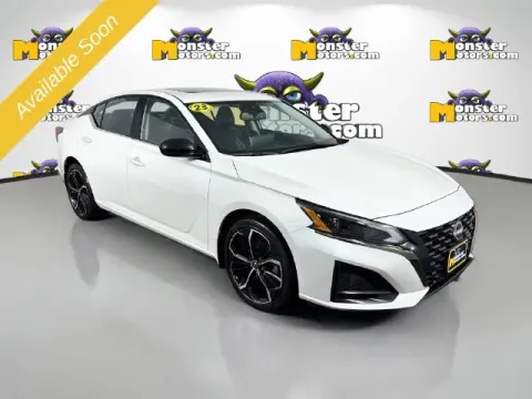 Another view of 2023 Nissan Altima 2.5 SR for sale in Michigan Center, MI at Monster Motors - Jackson, MI