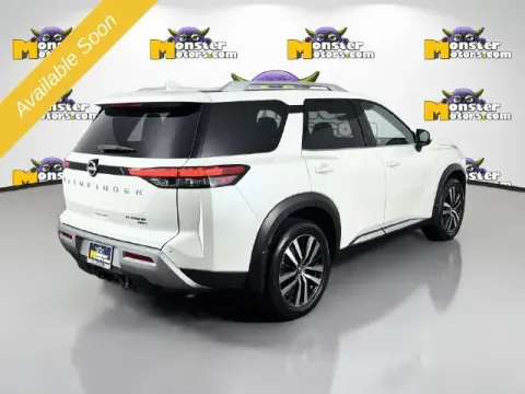 More photos of 2024 Nissan Pathfinder Platinum at Monster Motors - Jackson, MI, MI