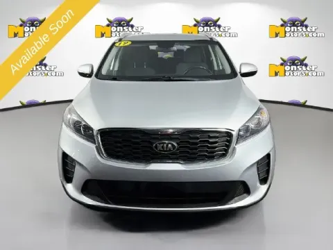 Photos of 2019 Kia Sorento LX for sale in Michigan Center, MI at Monster Motors - Jackson, MI