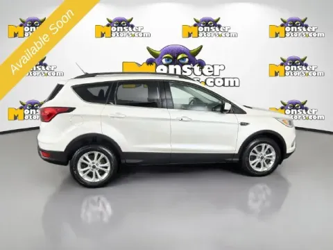 More photos of 2019 Ford Escape SEL at Monster Motors - Jackson, MI, MI