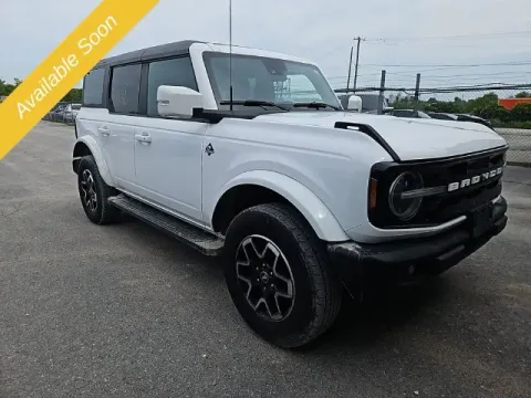 More photos of 2023 Ford Bronco Outer Banks at Monster Motors - Jackson, MI, MI