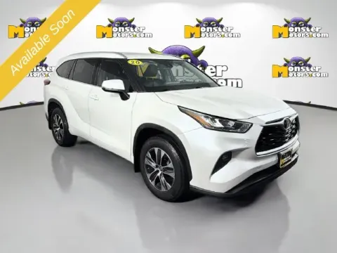 Another view of 2020 Toyota Highlander XLE for sale in Michigan Center, MI at Monster Motors - Jackson, MI