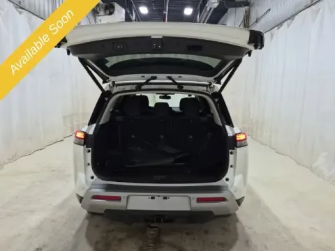 More photos of 2022 Nissan Pathfinder SV at Monster Motors - Jackson, MI, MI