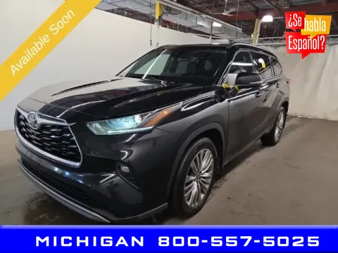 Black 2022 Toyota Highlander Platinum for sale in Michigan Center, MI
