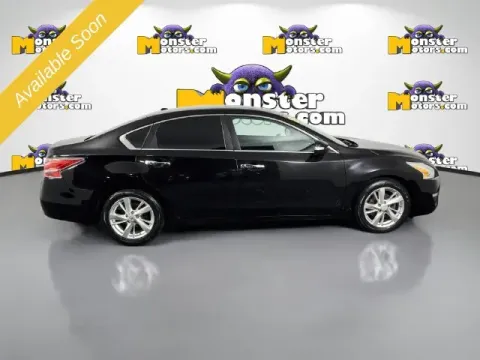 More photos of 2015 Nissan Altima 2.5 SL at Monster Motors - Jackson, MI, MI