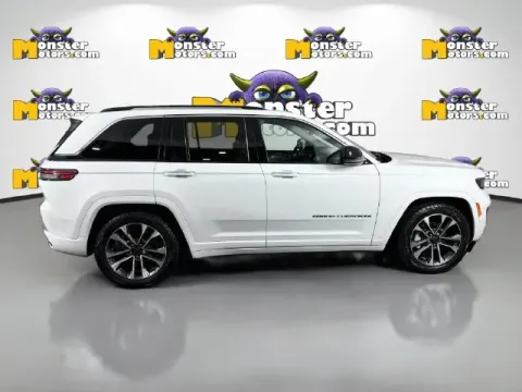 More photos of 2022 Jeep Grand Cherokee Overland at Monster Motors - Jackson, MI, MI