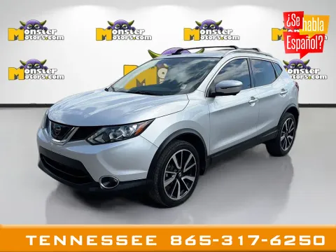 Silver 2017 Nissan Rogue Sport SL for sale in Louisville, TN