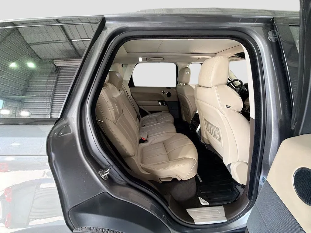 2016 Land Rover Range Rover Sport HSE - Photo 29