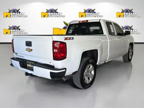 More photos of 2017 Chevrolet Silverado 1500 LT at Monster Motors - Knoxville, TN, TN
