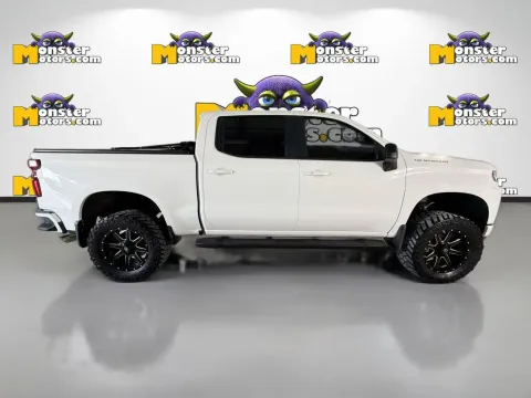 More photos of 2019 Chevrolet Silverado 1500 RST at Monster Motors - Knoxville, TN, TN