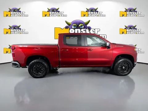 More photos of 2021 Chevrolet Silverado 1500 LT at Monster Motors - Knoxville, TN, TN