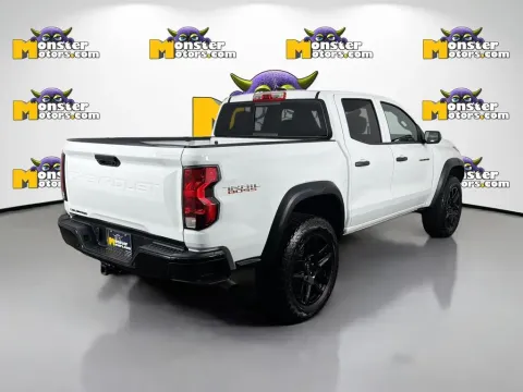 More photos of 2024 Chevrolet Colorado Trail Boss at Monster Motors - Knoxville, TN, TN