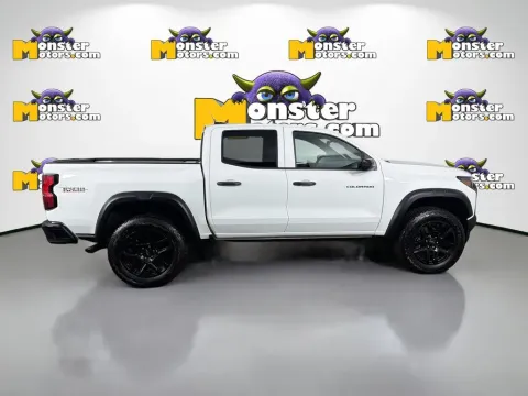 More photos of 2024 Chevrolet Colorado Trail Boss at Monster Motors - Knoxville, TN, TN