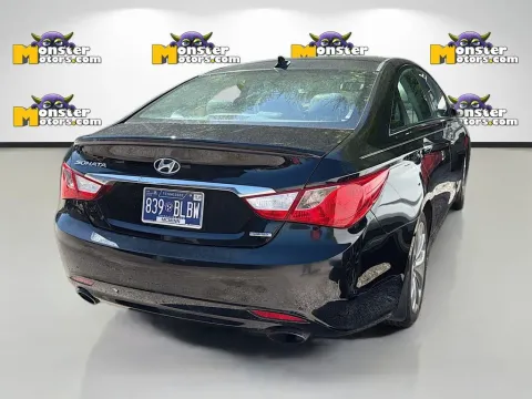 Photos of 2013 Hyundai Sonata SE for sale in Louisville, TN at Monster Motors - Knoxville, TN