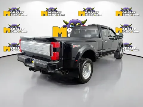 More photos of 2024 Ford F-450SD Platinum at Monster Motors - Knoxville, TN, TN