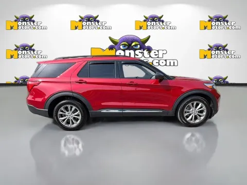 More photos of 2023 Ford Explorer XLT at Monster Motors - Knoxville, TN, TN