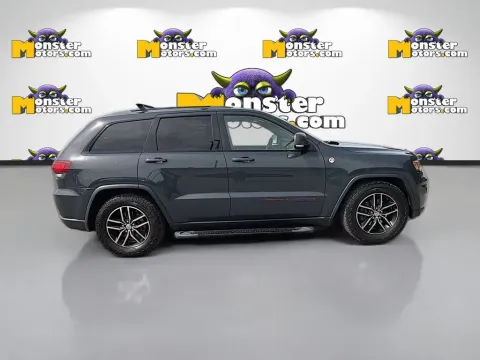 More photos of 2018 Jeep Grand Cherokee Trailhawk at Monster Motors - Knoxville, TN, TN
