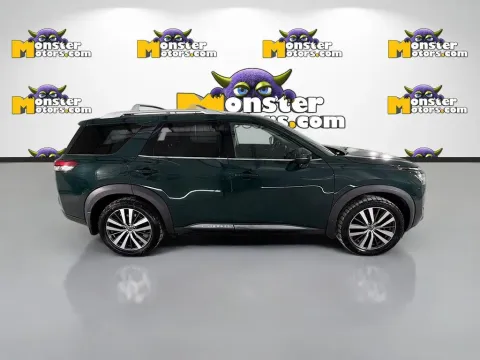 More photos of 2022 Nissan Pathfinder Platinum at Monster Motors - Knoxville, TN, TN