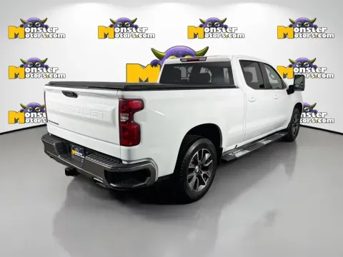 More photos of 2022 Chevrolet Silverado 1500 LT at Monster Motors - Knoxville, TN, TN