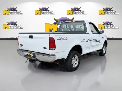 More photos of 2003 Ford F-150 XLT at Monster Motors - Knoxville, TN, TN