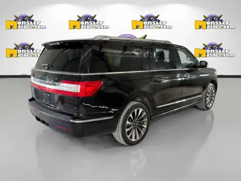 More photos of 2021 Lincoln Navigator L Reserve at Monster Motors - Knoxville, TN, TN