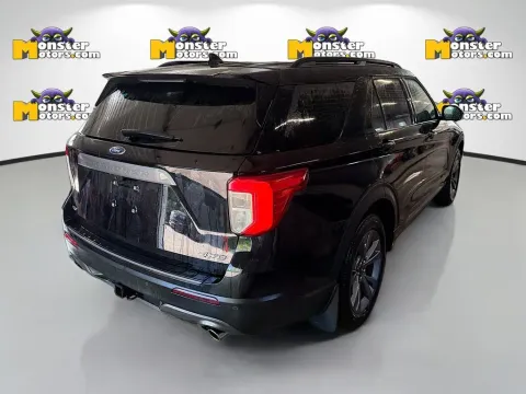 More photos of 2023 Ford Explorer XLT at Monster Motors - Knoxville, TN, TN