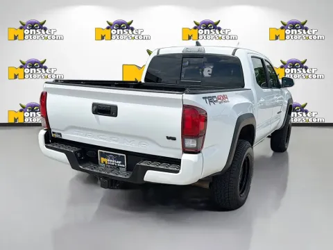 More photos of 2018 Toyota Tacoma TRD Off-Road at Monster Motors - Knoxville, TN, TN