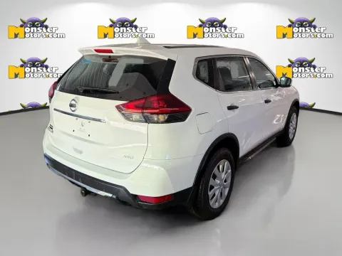 More photos of 2019 Nissan Rogue S at Monster Motors - Knoxville, TN, TN